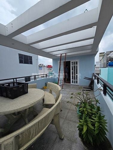 Chủ cần bán gấp!! Nhà mới đúc kiên cố trung tâm Q6 gần chợ Kim Biên