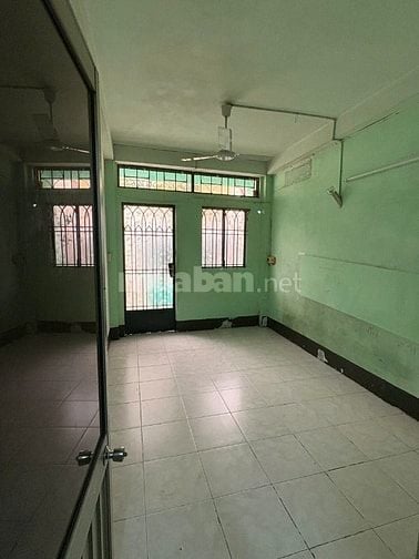 Cho thuê nhà hẻm 3m(BG) Lạc Long Quân, P.5, Q.11 giá 10tr
