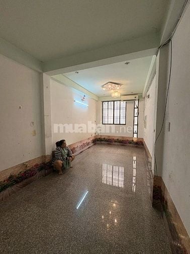 Cho thuê nhà hẻm 3m(BG) Lạc Long Quân, P.5, Q.11 giá 10tr