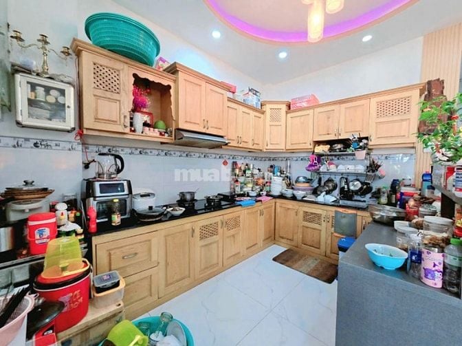 Bán nhà có sân vườn đường 10m Lê Văn Lương Nhà Bè 7x14 giá 7 tỷ 350