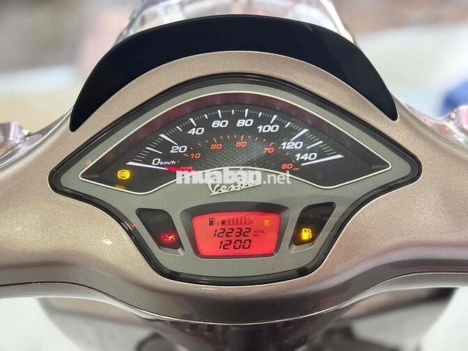 Vespa iget Màu TFT - Xe phố 9 Nút