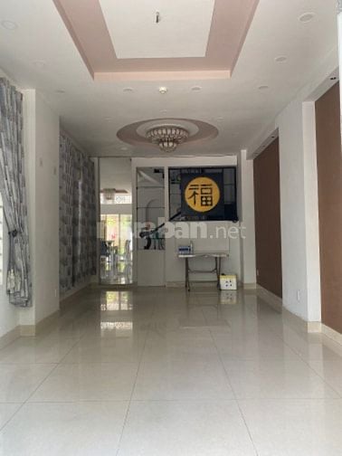 Nhà thuê đường 817A Tạ Quang Bửu F5Q8 dt: 6m x 20m, 3 lầu St