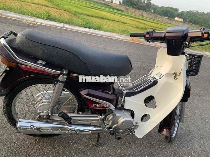 xe e ko đi đến
