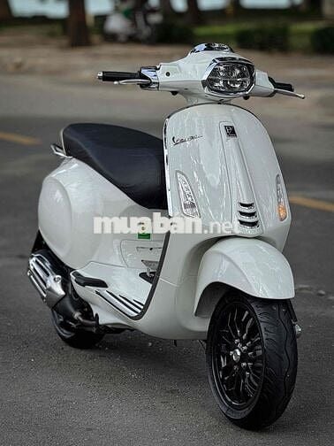 Vespa Sprint 125 2022 Trắng Đen Chính chủ