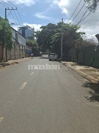 Bán nhà mặt tiền đường 10 An Phú Quận 2 cũ giá 13,5 tỷ