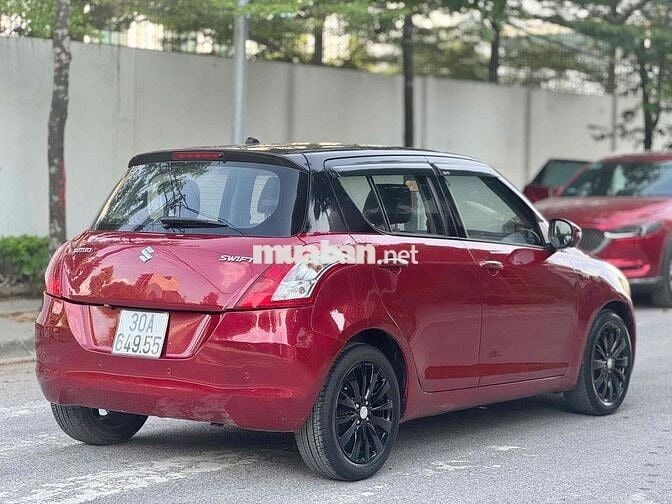Suzuki Swift 2014 1.4 AT - 98000 km