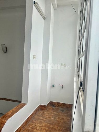 Cho thuê trọ phòng 25m2 50m2 làng Ngọc Hà