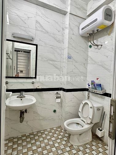 Cho thuê trọ phòng 25m2 50m2 làng Ngọc Hà