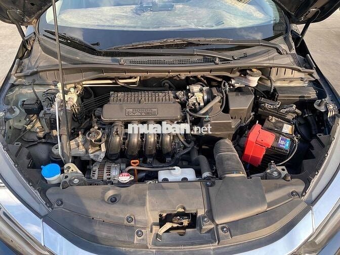 Honda City 2018 1.5 TOP - 4900 km