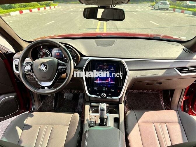 Vinfast Lux SA Plus 2021