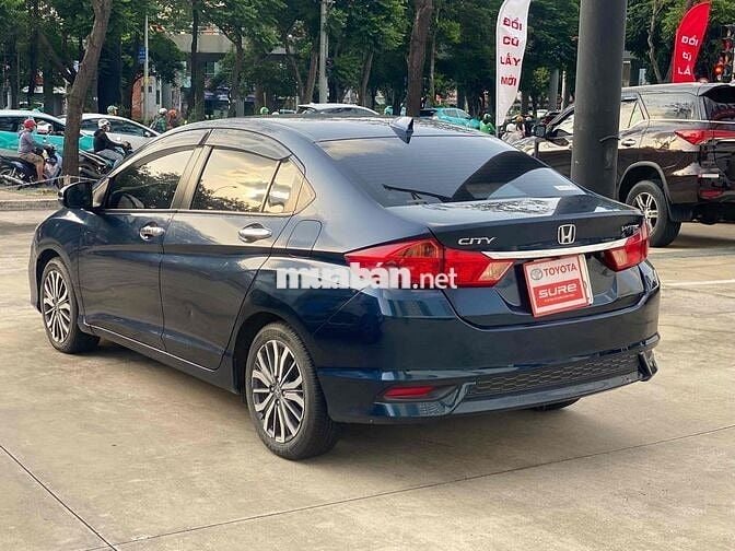 Honda City 2018 1.5 TOP - 4900 km