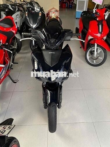 winer v3 . 2022 . máy zin im . áo đẹp ko trầy