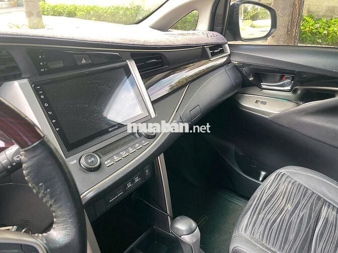 Toyota Innova 2020 Venturer 2.0 AT