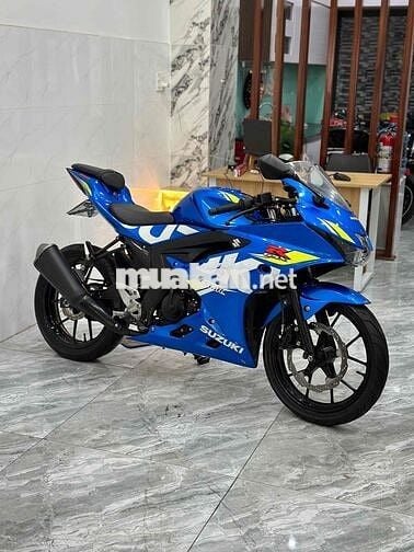 Suzuki GSX - R150 zin 99% / Trả trc 5.000.000