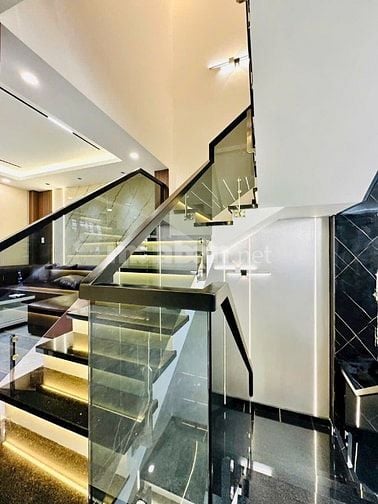  SIÊU PHẨM NHÀ MỚI – FULL NỘI THẤT – XE HƠI NGỦ TRONG NHÀ