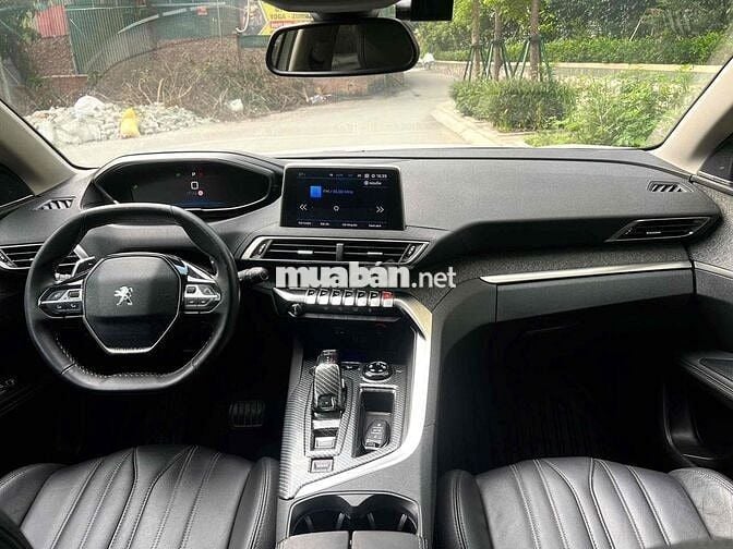 Peugeot 5008Trắng SUV 2019 tubo Tự động 96000km