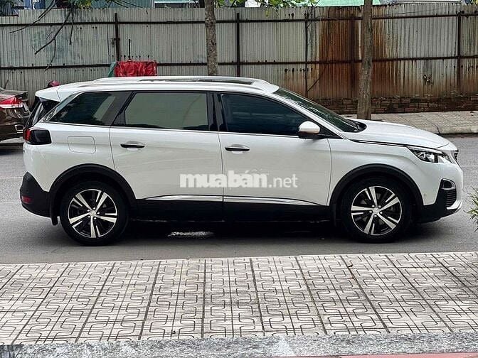 Peugeot 5008Trắng SUV 2019 tubo Tự động 96000km