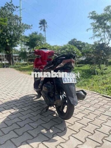 Cầm đồ thanh lý Honda Air Blade 2018 BS:67D1-61717