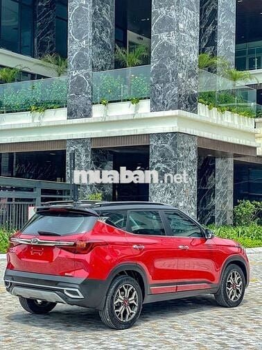KIA Seltos 2021 1.4 DCT Premium - 50000 km