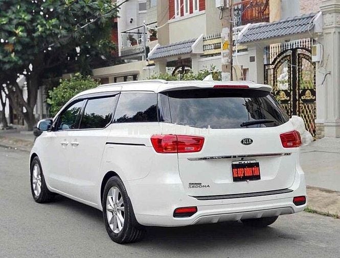 Kia Sedona 2019 3.3 GAT Premium - 78000 km