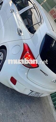 Hyundai Grand i10 2015 1.0 Base - 215000 km