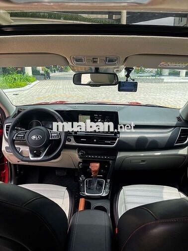 KIA Seltos 2021 1.4 DCT Premium - 50000 km