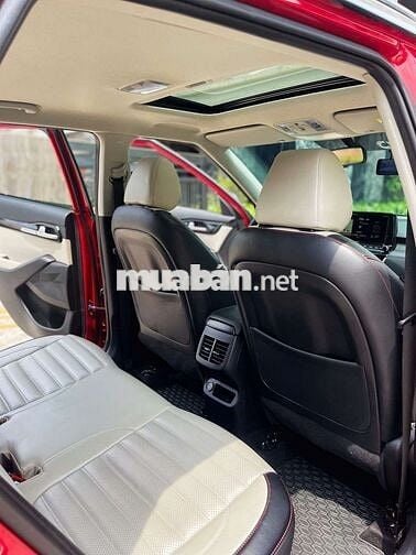 KIA Seltos 2021 1.4 DCT Premium - 50000 km