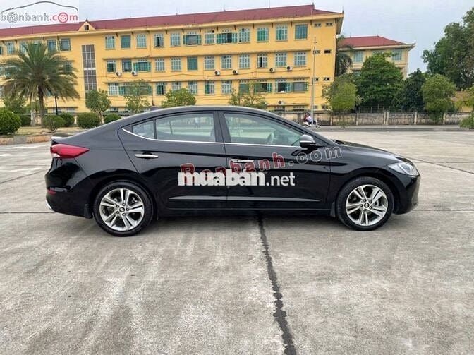 Huyndai Elantra 2017 AT 2.0
