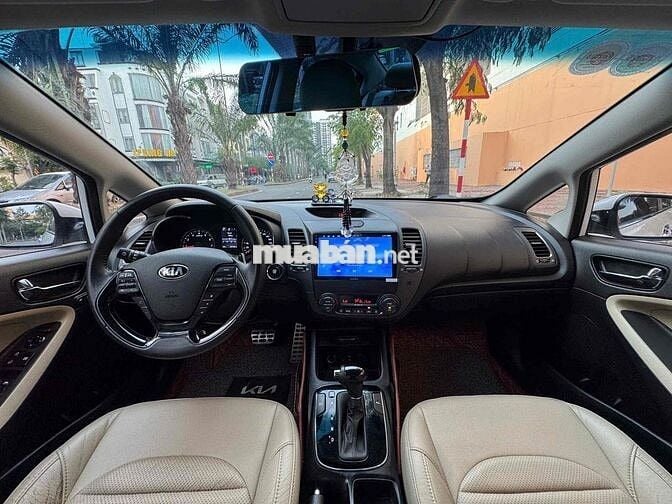 Kia Cerato 2017 1.6 AT - 46000 km 1 chủ sử dụng