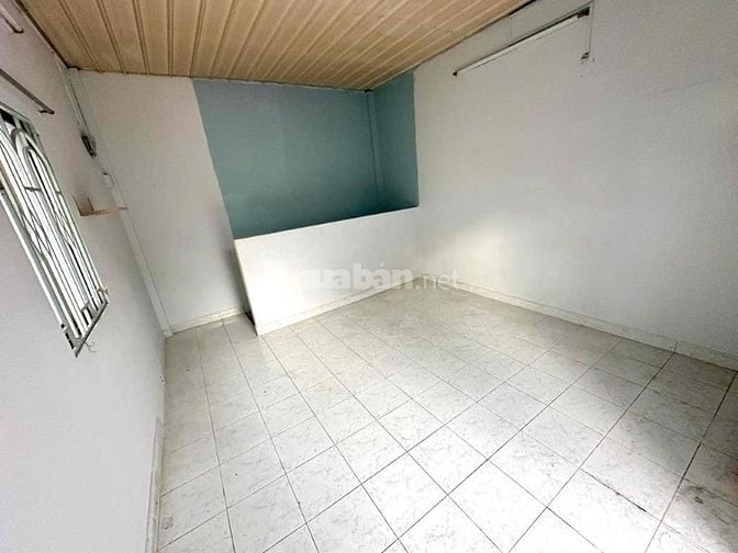 Cho thuê nhà 2 hẻm 4m(BG) Hòa Hảo, P.8, Q.10 giá 9tr