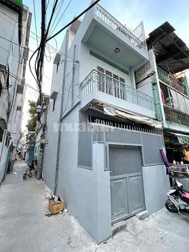 Cho thuê nhà 2 hẻm 4m(BG) Hòa Hảo, P.8, Q.10 giá 9tr