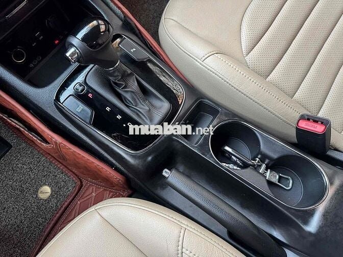 Kia Cerato 2017 1.6 AT - 46000 km 1 chủ sử dụng
