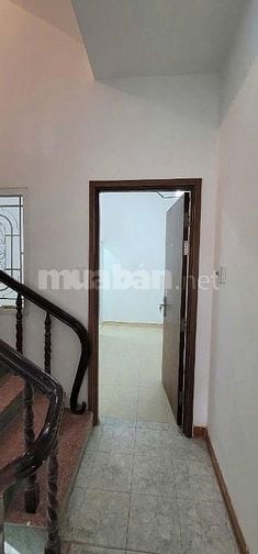  Cho thuê nhà mặt tiền Ni Sư Huỳnh Liên, P.10, Q.Tân Bình giá 20tr