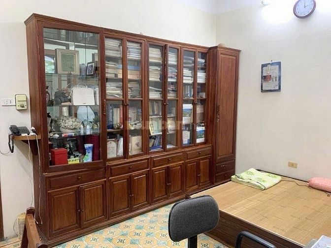Nhà 3 thoáng, sổ rộng 112m2, 5.7m ngang, trước nhà ô tô tránh, gara
