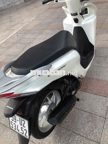 Honda vision Fi trắng đen chìa khoá 2022 zin đẹp