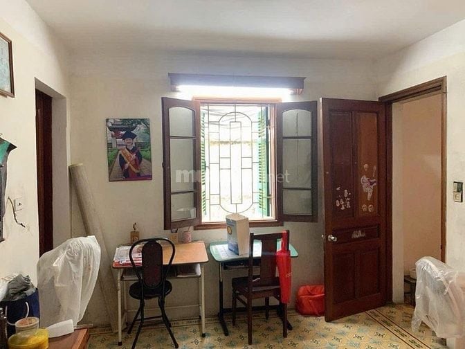 Nhà 3 thoáng, sổ rộng 112m2, 5.7m ngang, trước nhà ô tô tránh, gara