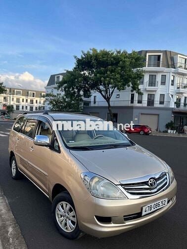 Toyota Innova 2008 J - 125465 km