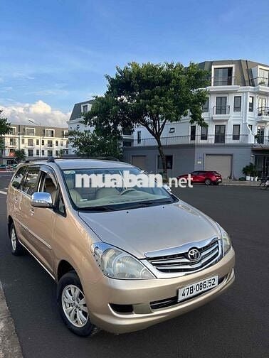 Toyota Innova 2008 J - 125465 km