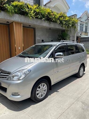 Mình chính chủ cần bán xe Innova 2009 bản G