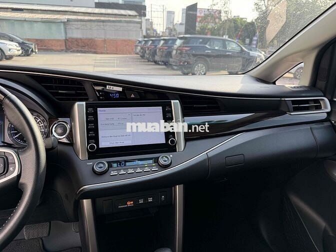 Toyota Innova 2021 Venturer -lướt 22600km Đặc Biệt