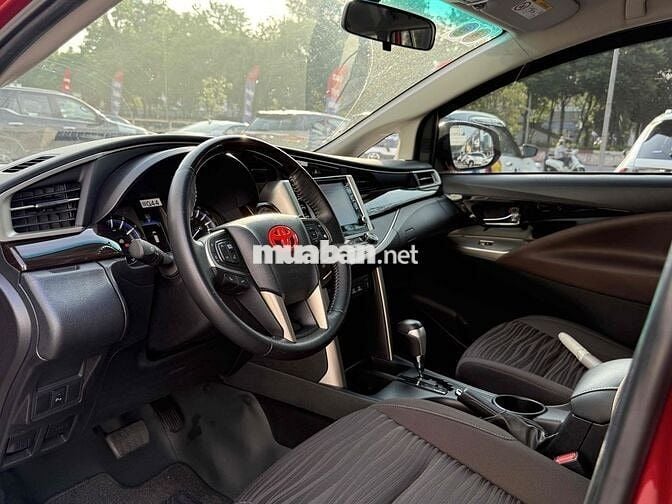 Toyota Innova 2021 Venturer -lướt 22600km Đặc Biệt