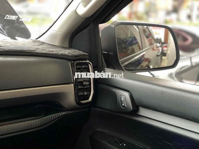Ford Everest 2022 Ambiente 2.0L AT 4x2 - 32000 km