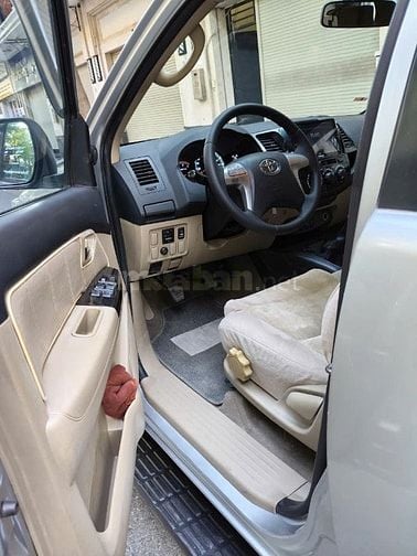 Gia đình sắp xuất cảnh bán xe đang sử dụng hieu Fortuner