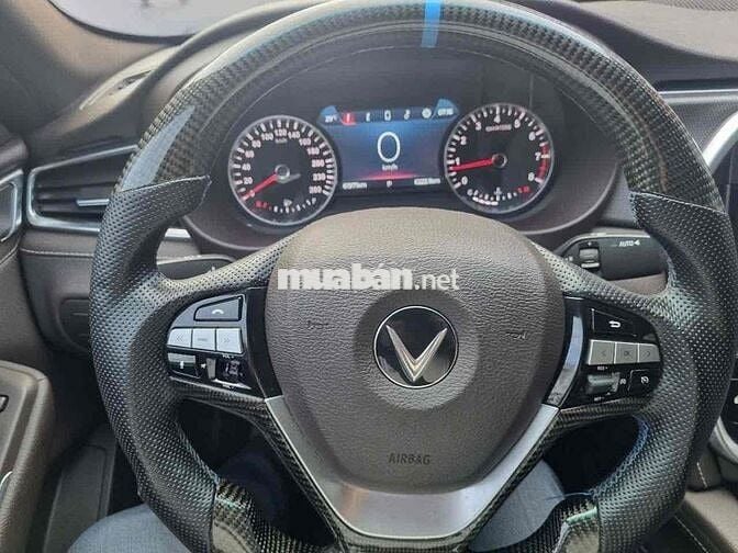 VinFast Lux A2.0 2019 Plus 2.0 AT - 62000 km