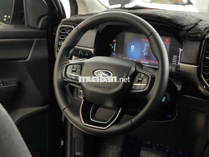 Ford Everest 2022 Ambiente 2.0L AT 4x2 - 32000 km