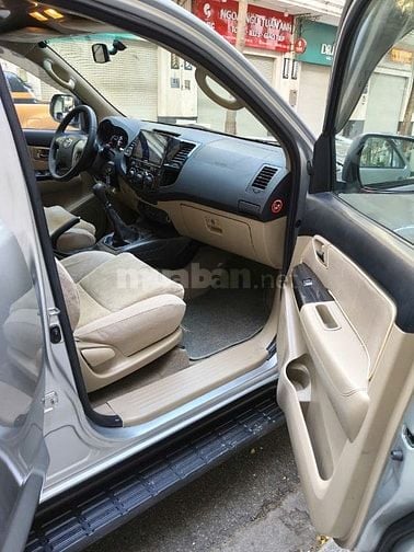 Gia đình sắp xuất cảnh bán xe đang sử dụng hieu Fortuner