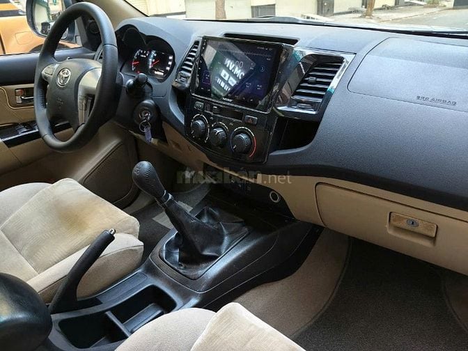 Gia đình sắp xuất cảnh bán xe đang sử dụng hieu Fortuner