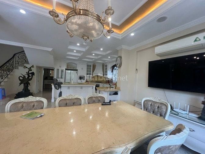 Chính chủ cho thuê Biệt thự khu cảnh đồi PMH giá 112 triệu