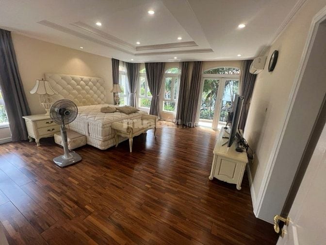 Chính chủ cho thuê Biệt thự khu cảnh đồi PMH giá 112 triệu