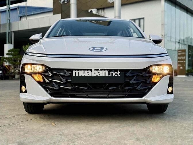 Trả trước 110 triệu Hyundai Accent 2025 1.5 AT